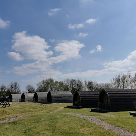 Wall Eden Farm - Luxury Log Cabins And Glamping Highbridge Exterior photo