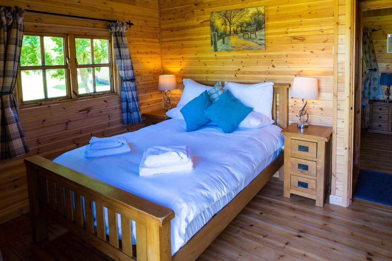 Wall Eden Farm - Luxury Log Cabins And Glamping Highbridge Exterior photo