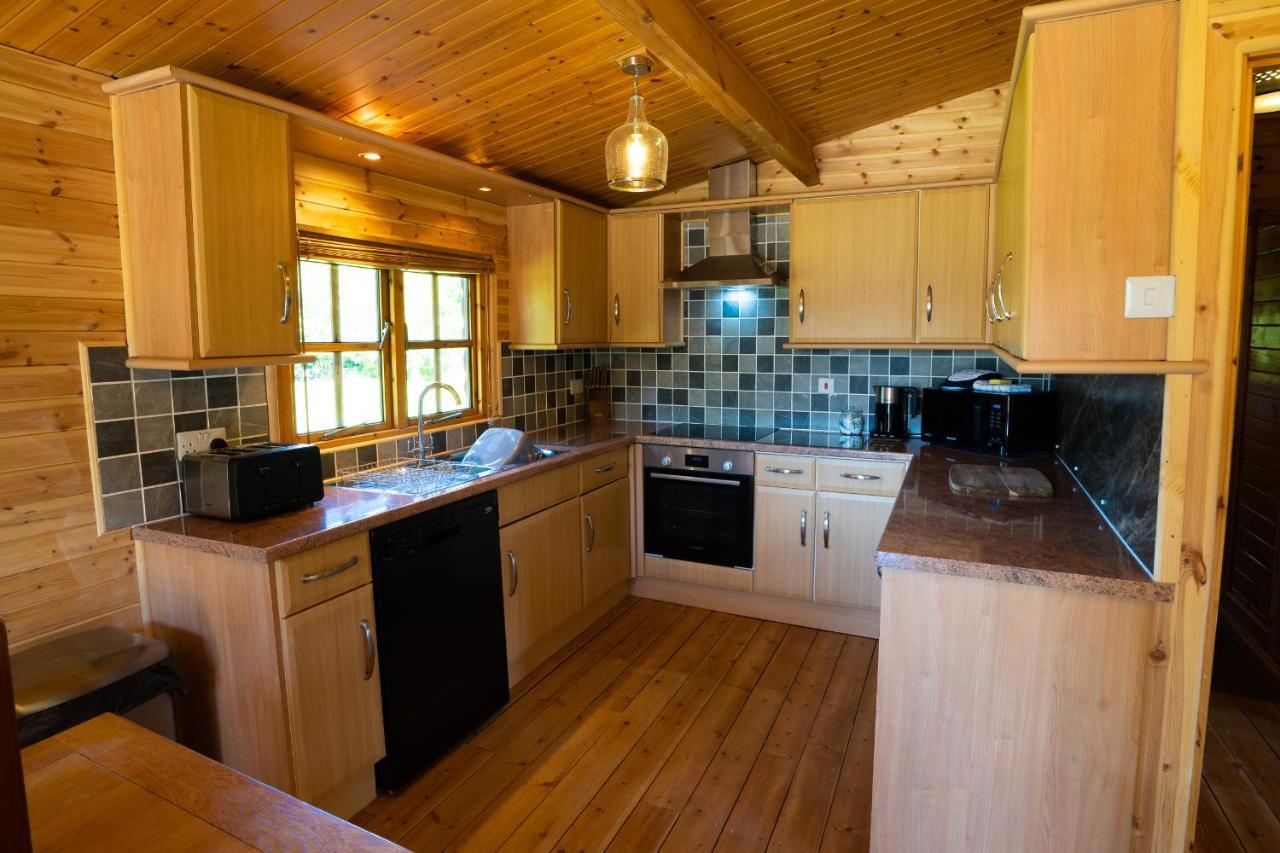 Wall Eden Farm - Luxury Log Cabins And Glamping Highbridge Exterior photo