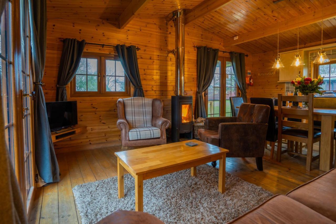 Wall Eden Farm - Luxury Log Cabins And Glamping Highbridge Exterior photo