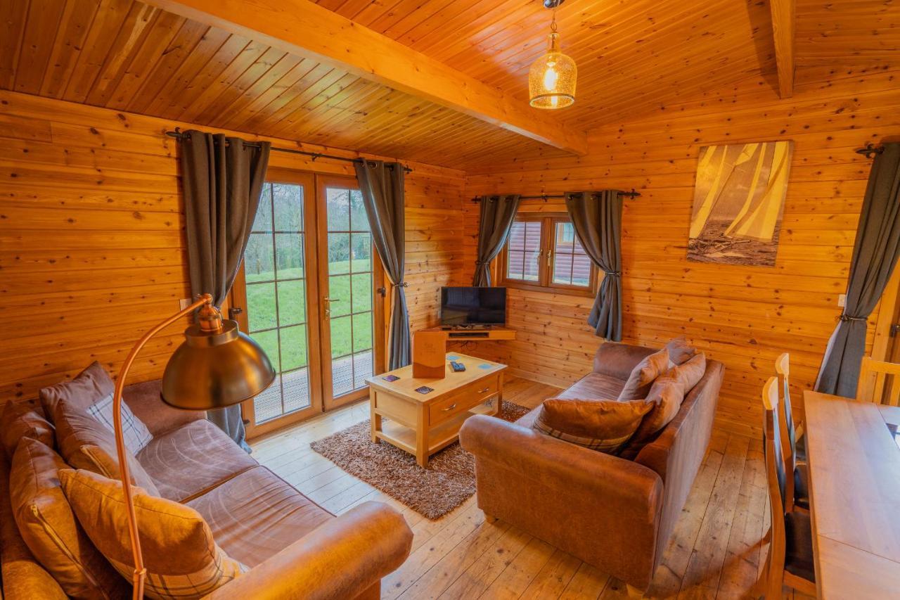Wall Eden Farm - Luxury Log Cabins And Glamping Highbridge Exterior photo