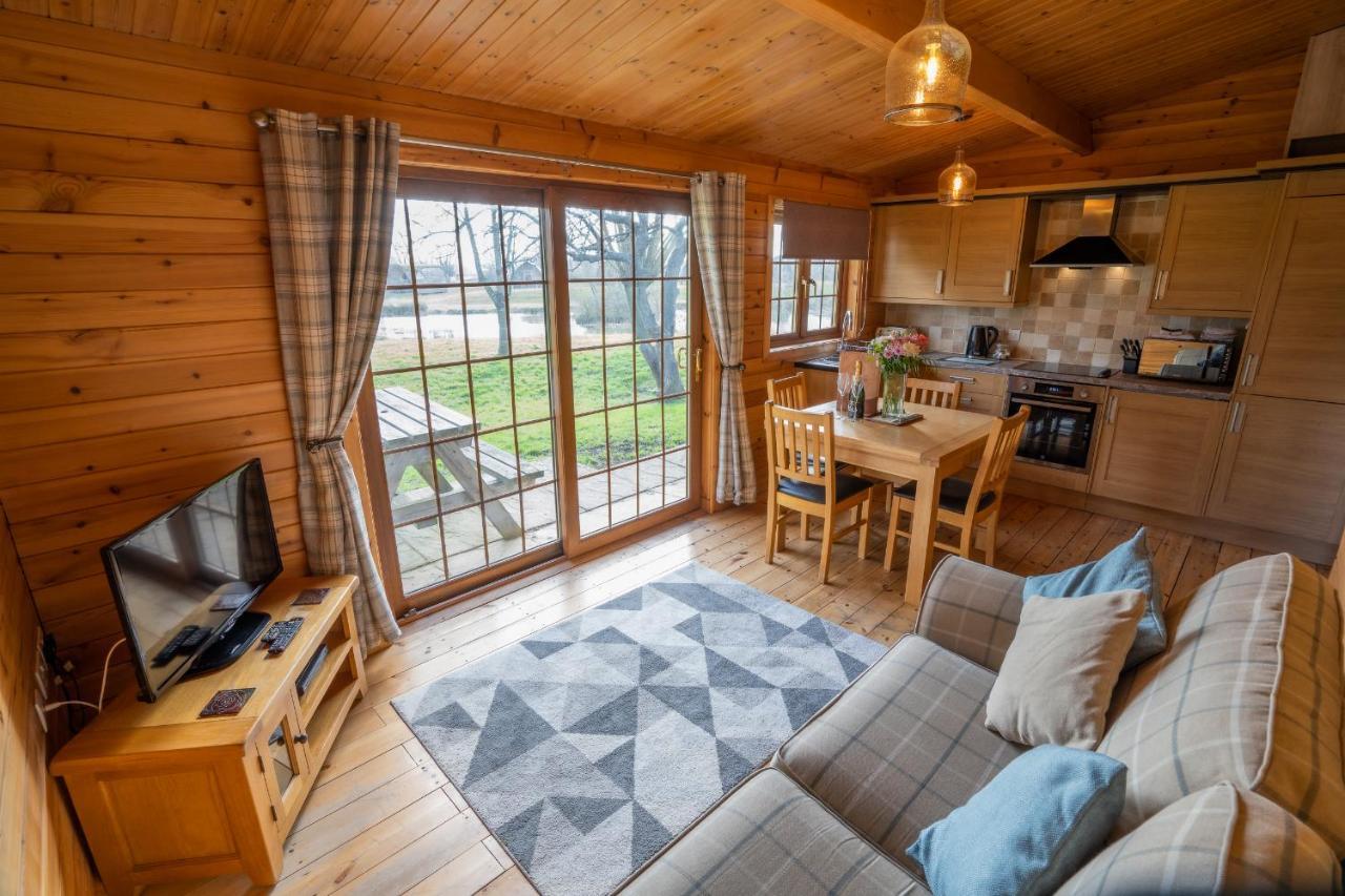 Wall Eden Farm - Luxury Log Cabins And Glamping Highbridge Exterior photo