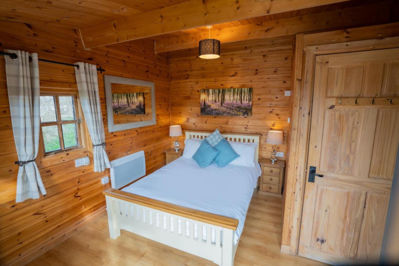 Wall Eden Farm - Luxury Log Cabins And Glamping Highbridge Exterior photo